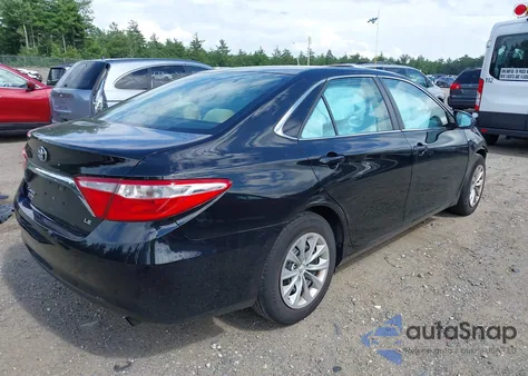 2016 Toyota Camry Le z USA, uszkodzony, nr VIN 4T4BF1FK2GR532179